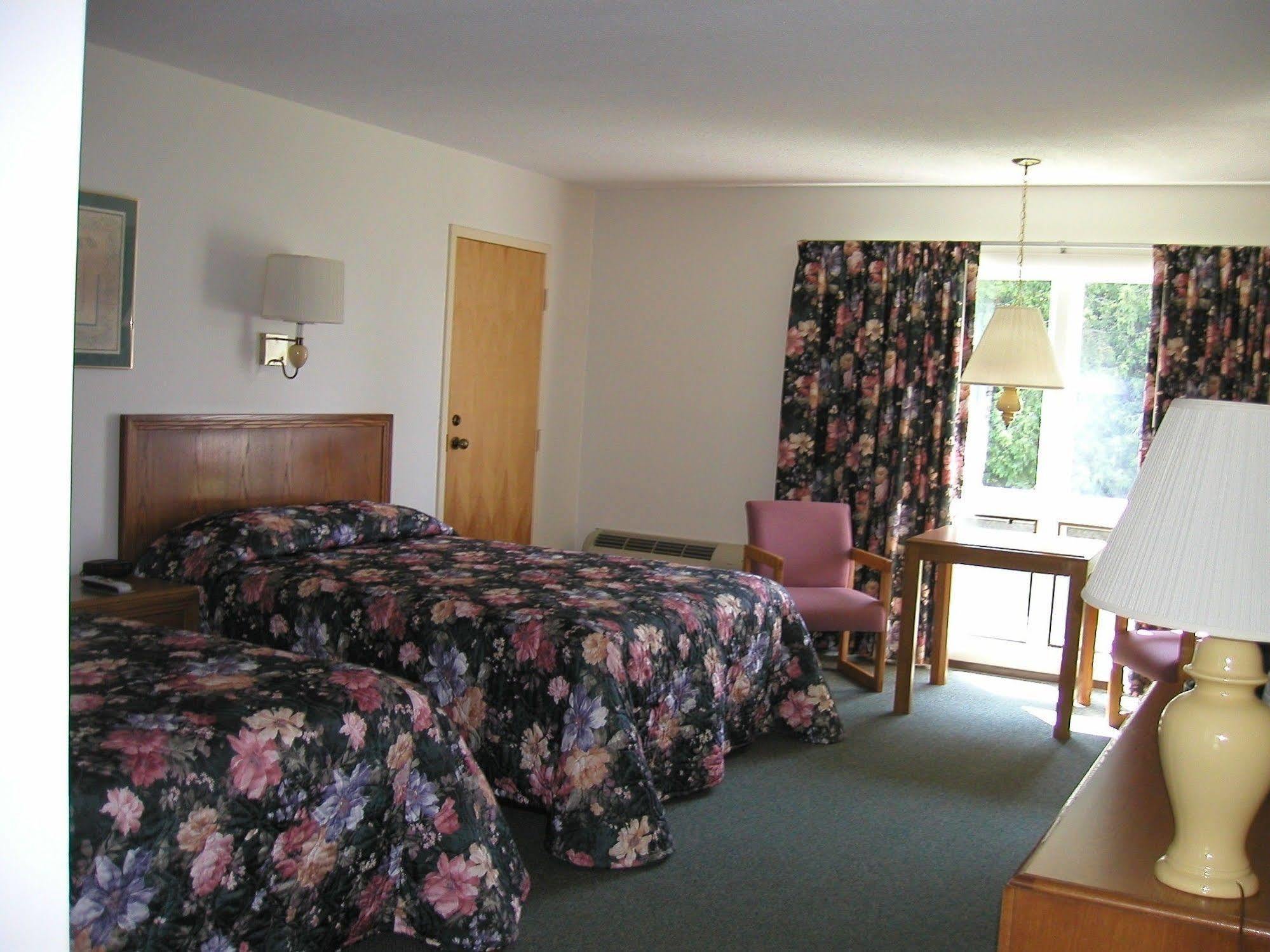T-Bird Motor Inn Shelburne Eksteriør billede